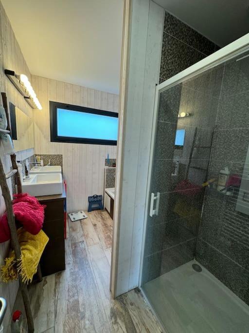 Luxury Villa With Pool And View จูวินญัค ภายนอก รูปภาพ
