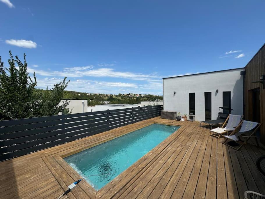 Luxury Villa With Pool And View จูวินญัค ภายนอก รูปภาพ