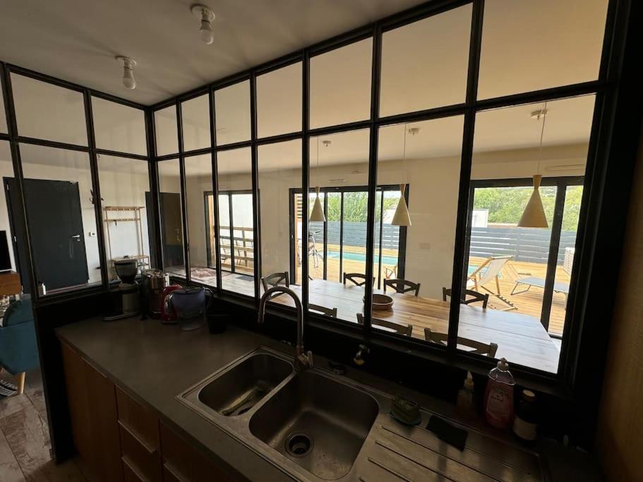 Luxury Villa With Pool And View จูวินญัค ภายนอก รูปภาพ