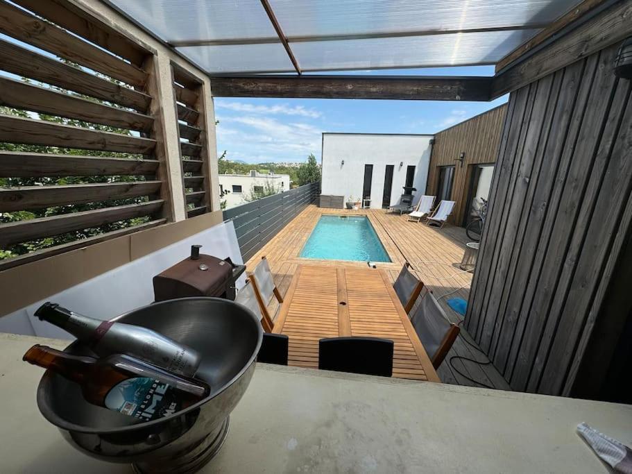 Luxury Villa With Pool And View จูวินญัค ภายนอก รูปภาพ